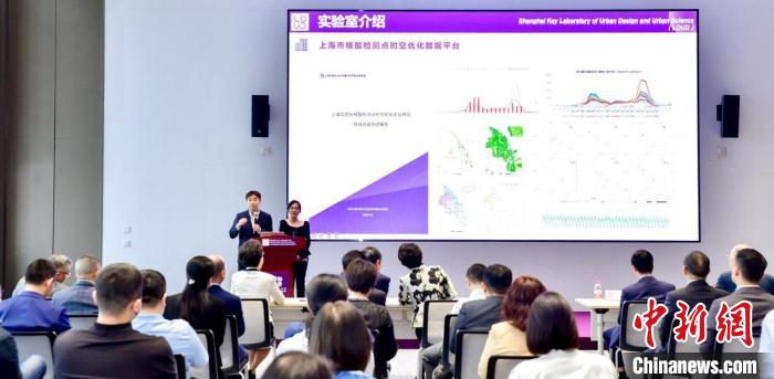 高校、政府與醫(yī)院攜手培養(yǎng)城市科學(xué)、數(shù)字化領(lǐng)域復(fù)合型人才