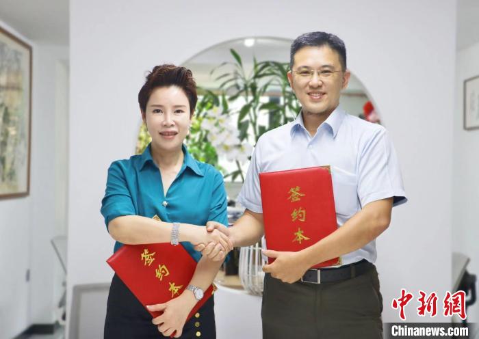 簽署“融情·同心”寧臺建筑師驛站共建協(xié)議?！窃式?攝