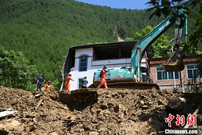 重慶19個區(qū)縣310個鄉(xiāng)鎮(zhèn)（街道）遭受洪澇、地質(zhì)災害