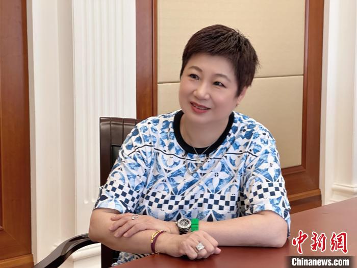 專訪榮毅仁侄女榮智豐：不想為“榮”字丟臉，要做最好