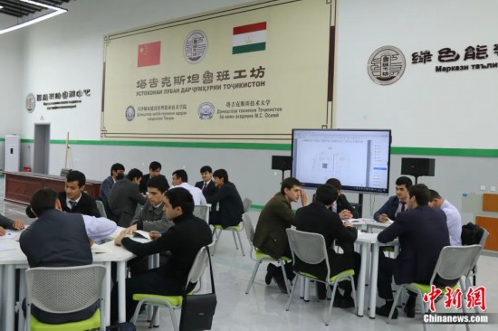 2023年4月，位于杜尚別的塔吉克斯坦魯班工坊課堂。張碩 攝