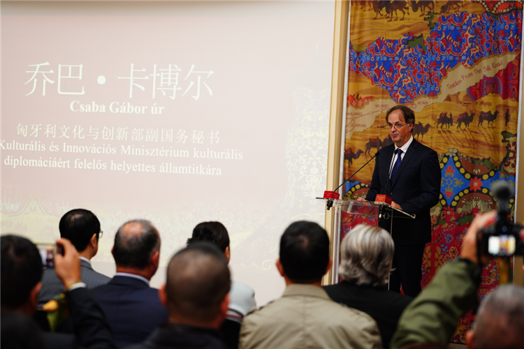 匈牙利文化與創(chuàng)新部副國務(wù)秘書喬巴·卡博爾。布達(dá)佩斯中國文化中心供圖