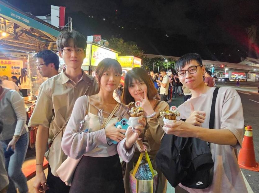 梅花糕受到臺灣年輕人的喜愛。圖片來源：臺灣“中時新聞網(wǎng)”游定剛攝