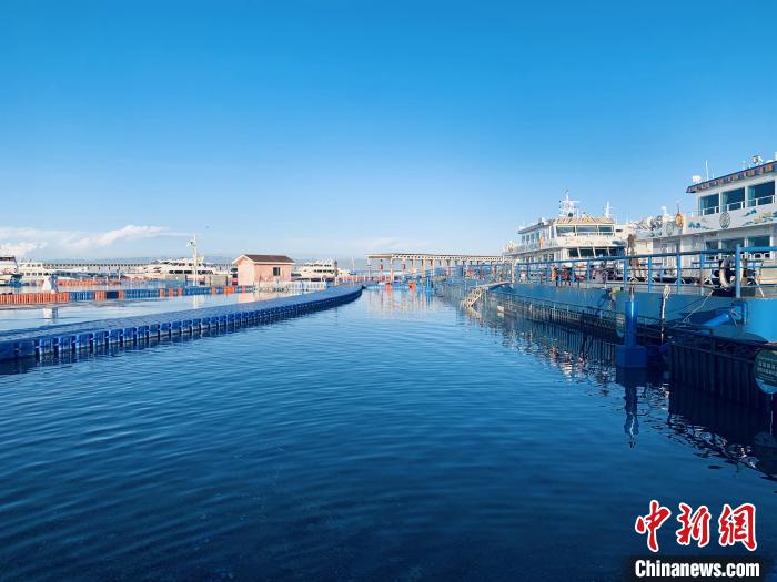 圖為青海湖一角。(資料圖) 張傲 攝