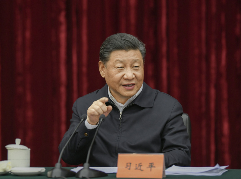 2019年4月15日至17日，中共中央總書記、國家主席、中央軍委主席習(xí)近平在重慶考察，并主持召開解決“兩不愁三保障”突出問題座談會。這是4月16日下午，習(xí)近平主持召開解決“兩不愁三保障”突出問題座談會并發(fā)表重要講話。新華社記者 謝環(huán)馳 攝