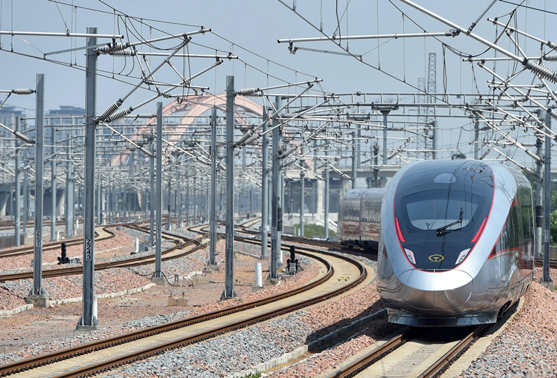 2022年6月20日，濟鄭高鐵鄭州首發(fā)G9206次列車駛出鄭州東站。