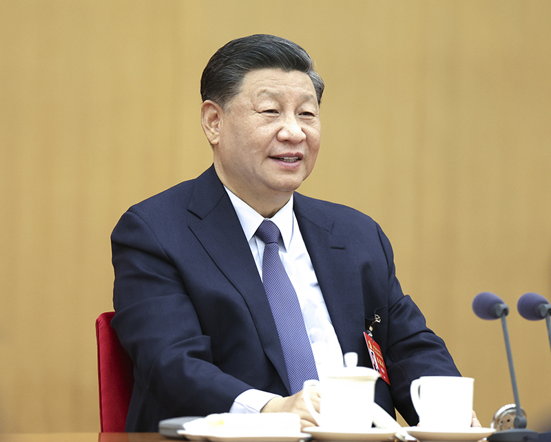2022年10月17日，習(xí)近平同志參加黨的二十大廣西代表團(tuán)討論。