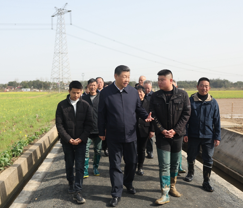 2024年3月19日，習近平總書記在湖南常德港中坪村考察。