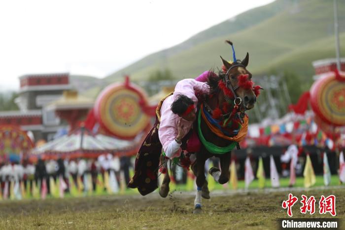 青海玉樹：70年，幸福生活如格?；ň`放