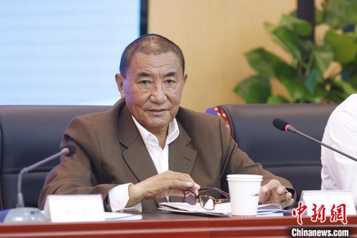 5月19日，由中國人權(quán)研究會(huì)、中國西藏文化保護(hù)與發(fā)展協(xié)會(huì)、中國藏學(xué)研究中心主辦的“紀(jì)念西藏和平解放70周年國際學(xué)術(shù)研討會(huì)”在北京舉行。西藏自治區(qū)政協(xié)副主席珠康·土登克珠指出，長期以來，西方敵對勢力和達(dá)賴集團(tuán)完全不顧事實(shí)真相，誣蔑造謠西藏“缺乏宗教信仰自由”。事實(shí)上，在西藏，寺院受到有效保護(hù)，廣大信教群眾的宗教信仰得到尊重，僧侶的宗教活動(dòng)有序進(jìn)行，宗教信仰自由政策在西藏得到全面、正確的貫徹執(zhí)行?！?<a target='_blank' ></p><p  align=