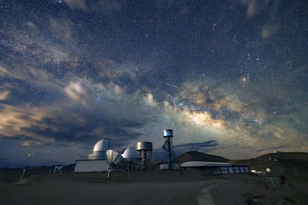 絕美暗夜星空。貢覺群培攝